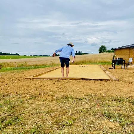 Marguerite En Bois Climatise Et Confortable Classe 3 Etoiles Pour 2 A 4 Personnes Avec Vue Imprenable Sur La Campagne *
